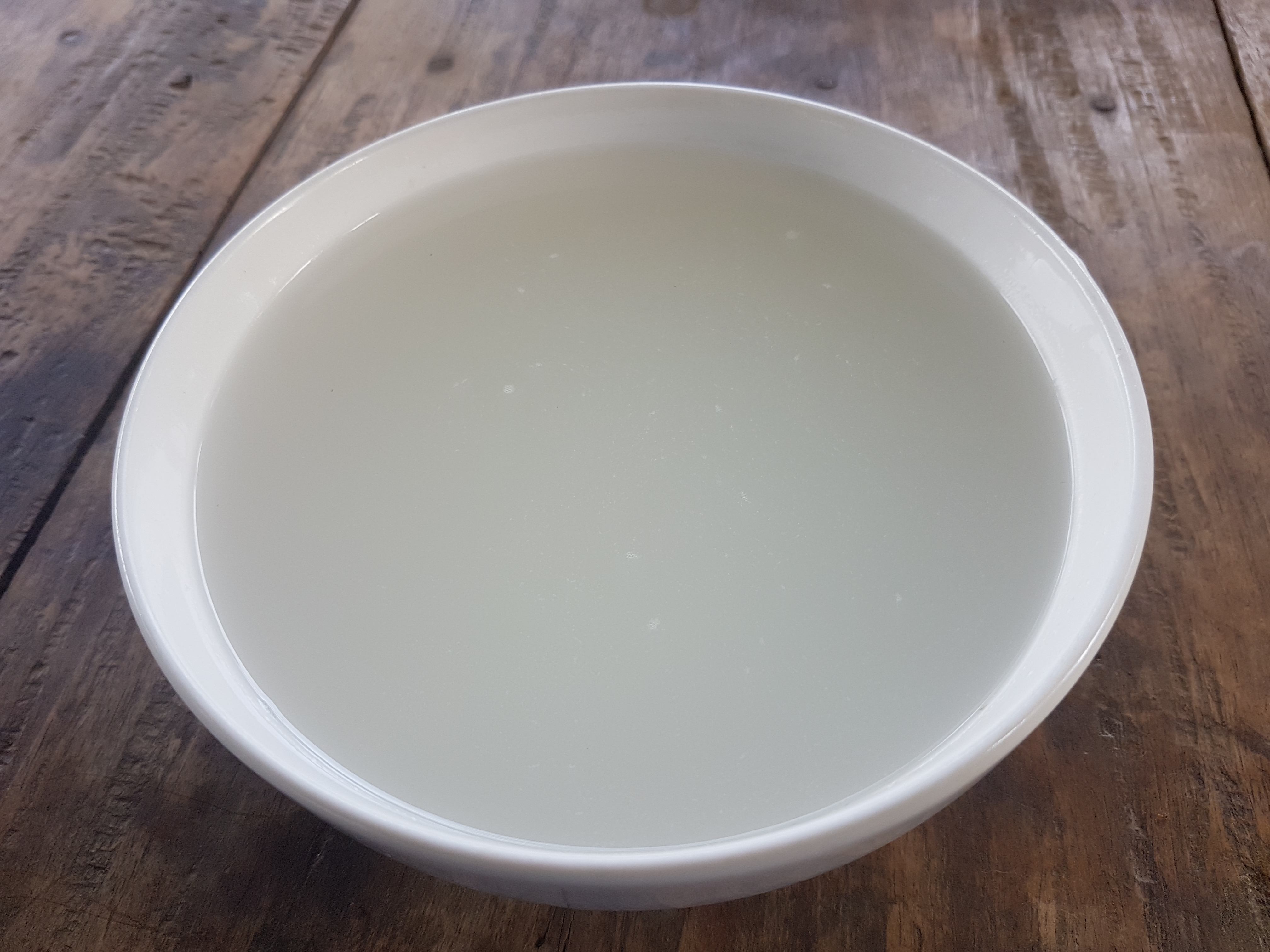 Reserve Pasta Water Like Liquid Gold (image credits: wikimedia)