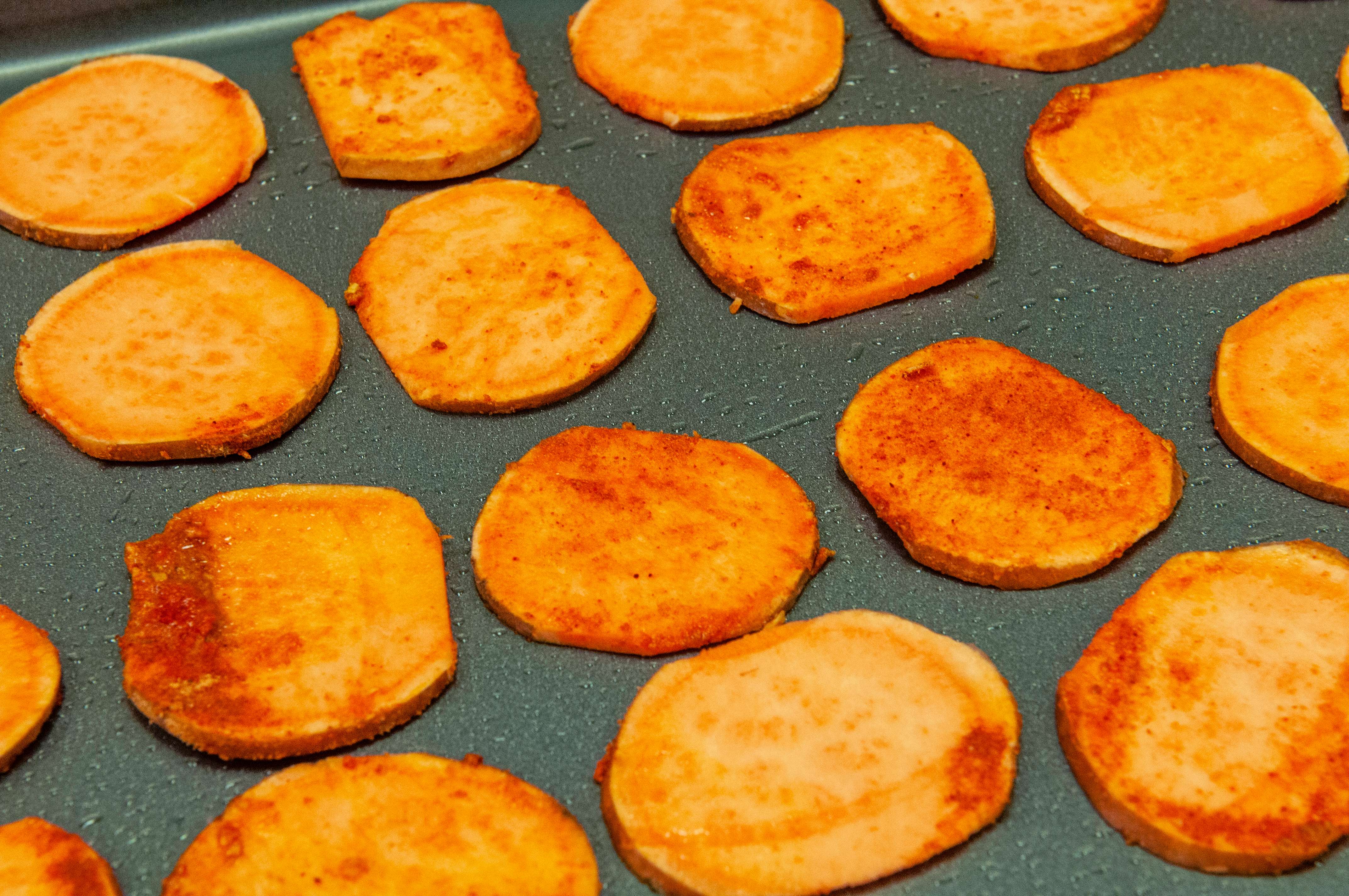 Baked Sweet Potatoes (image credits: wikimedia)