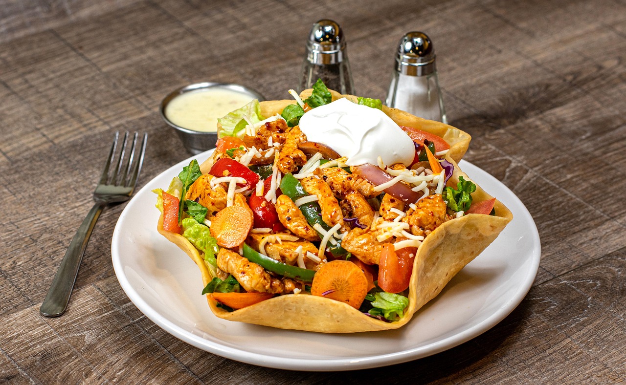 Power Menu Bowl (Taco Bell) (image credits: pixabay)
