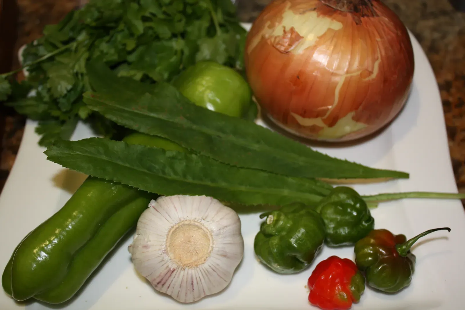 Starting Strong: Aromatics as the First Layer (Image Credits: Wikimedia)