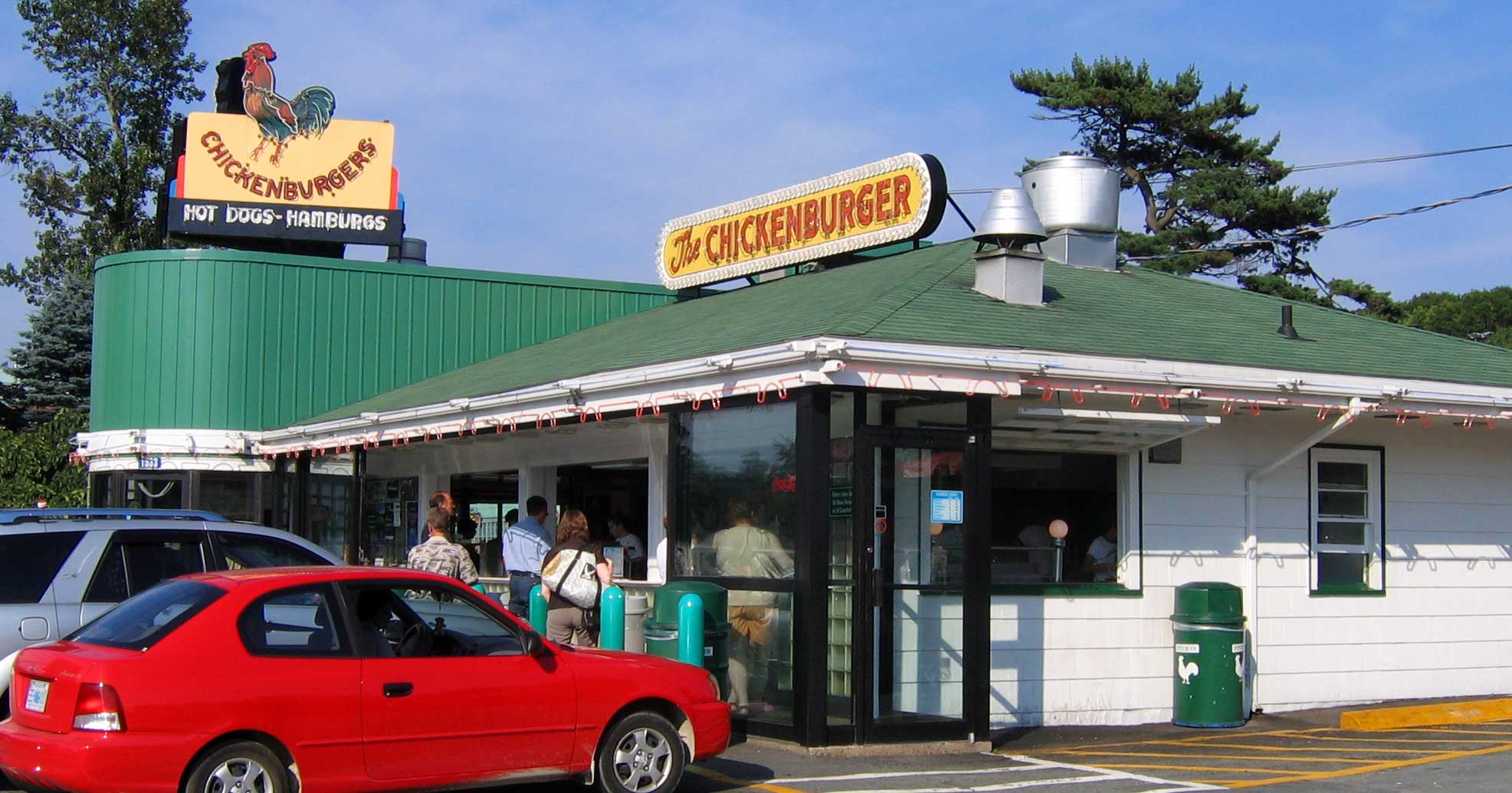 Ohio's Nostalgic Drive-In Experience (image credits: wikimedia)