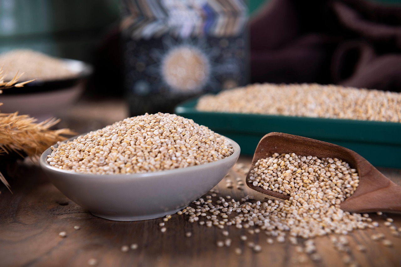 Quinoa: The Grain That Acts Like Protein (image credits: pixabay)