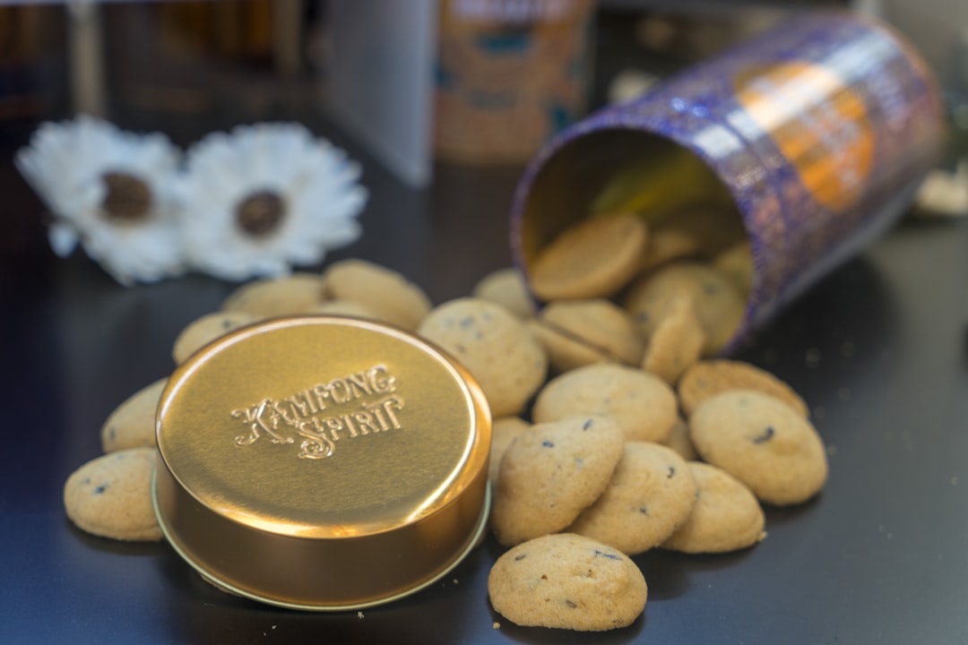 Cookie and Biscuit Tins: Sweet Storage Solutions (Image Credits: Unsplash)