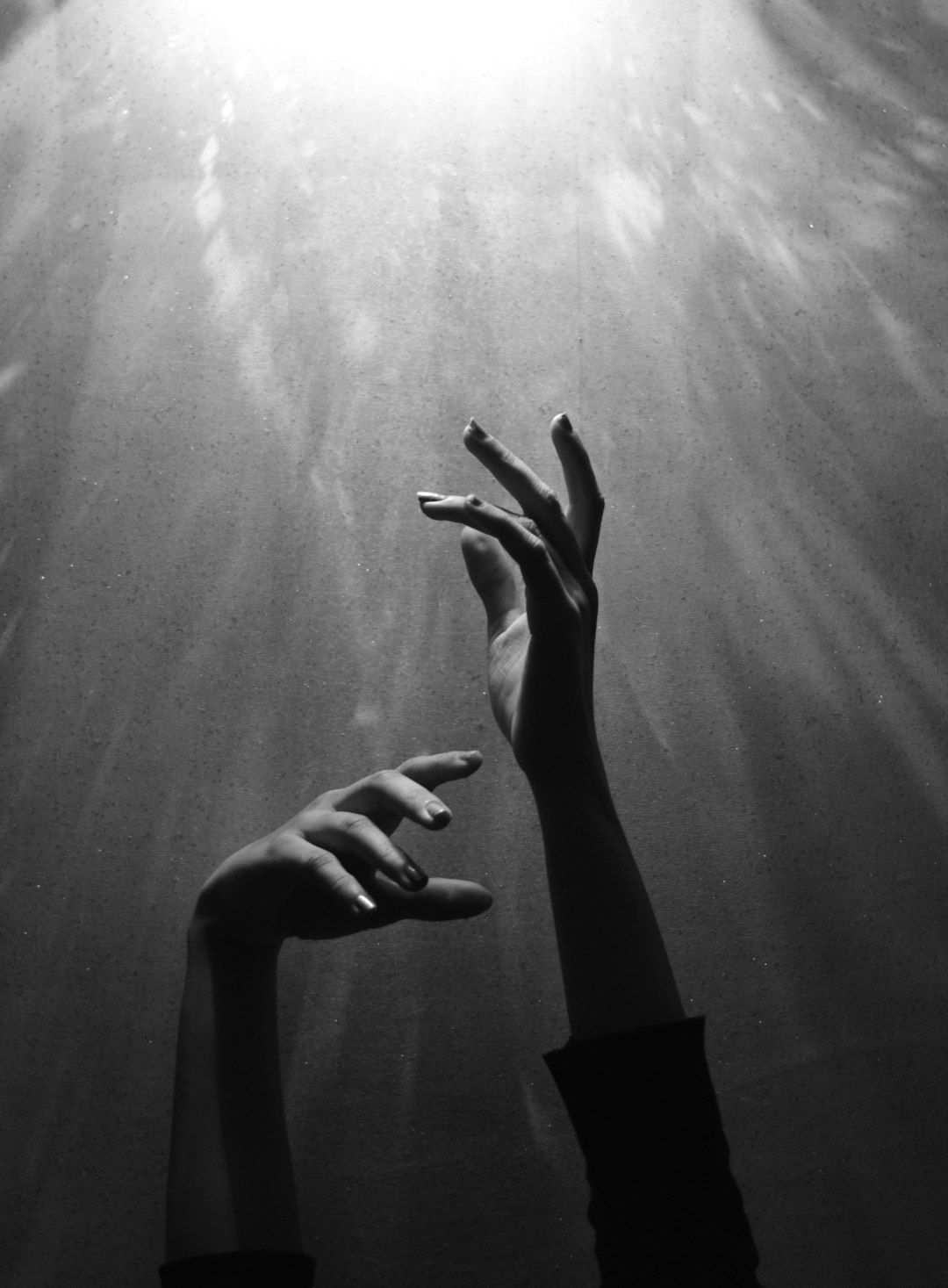 2. Tingling, Numbness, or Pins-and-Needles Sensations (image credits: unsplash)