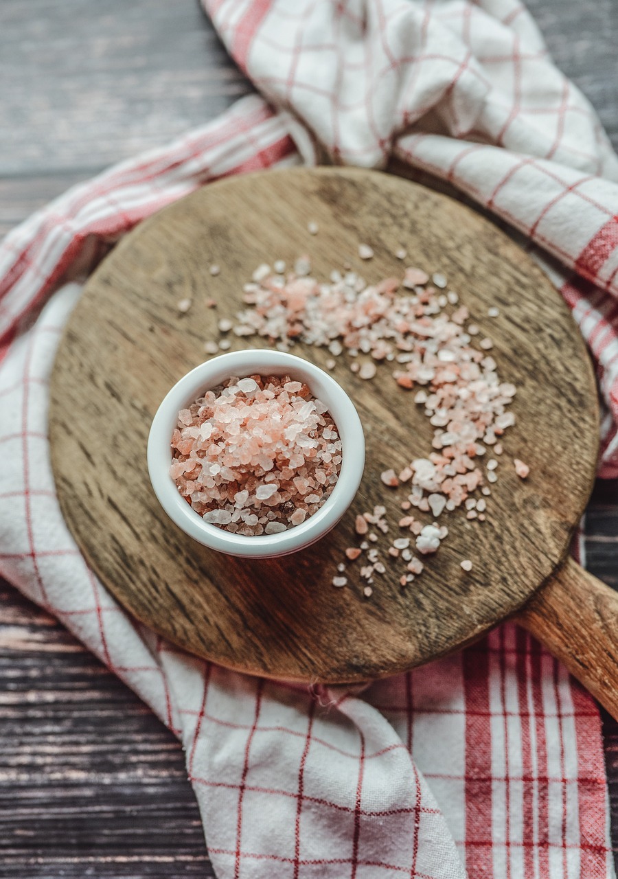 Heart Disease: The Long-Term Threat of Too Much Salt (image credits: pixabay)