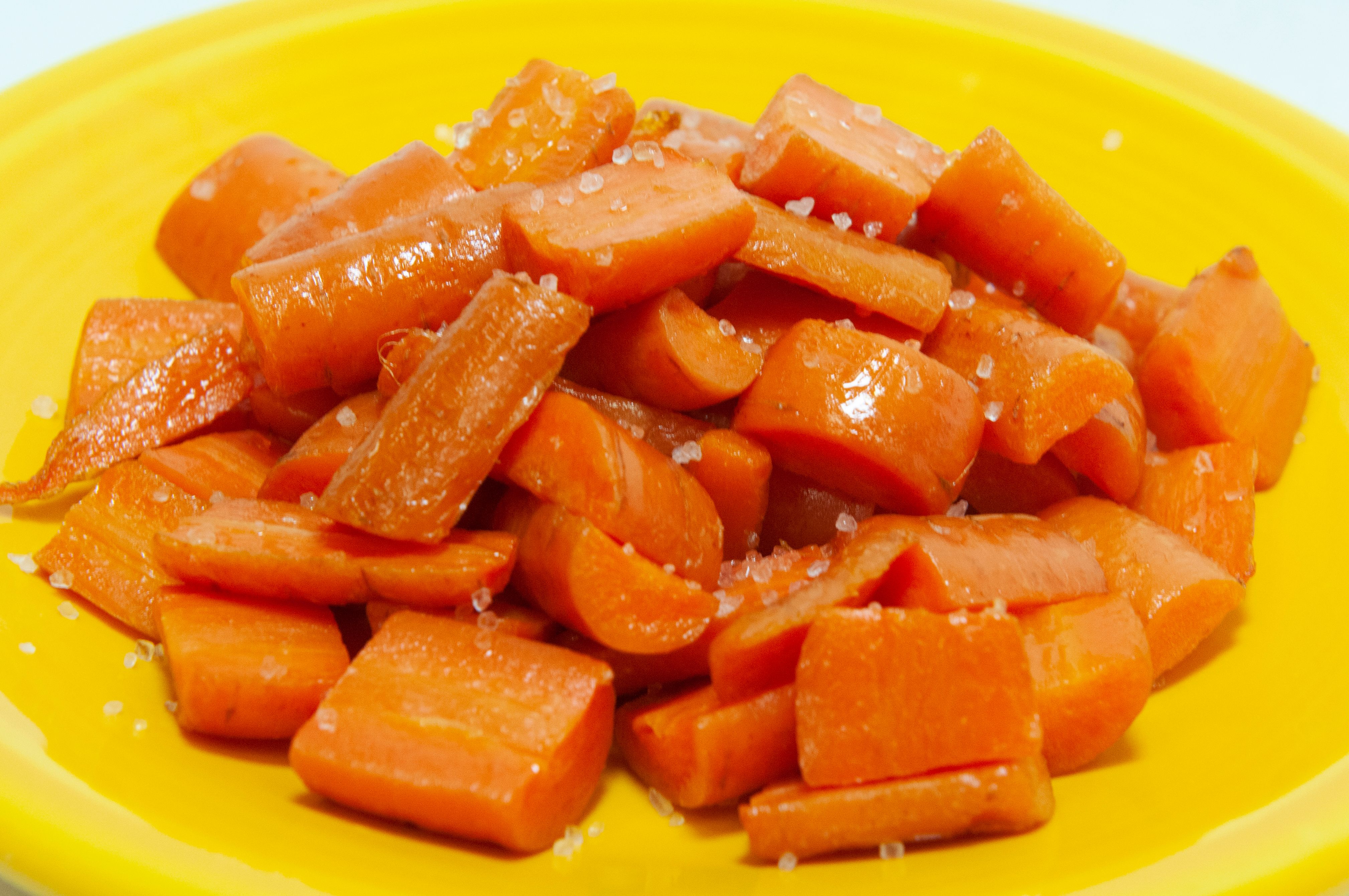 Carrots Unlock Hidden Sweetness Through High Heat (image credits: wikimedia)