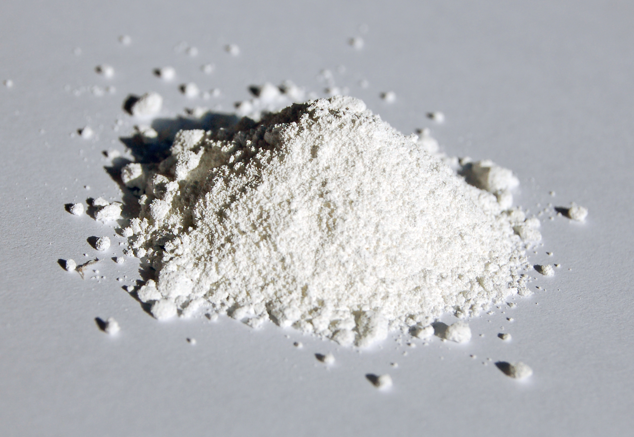Titanium Dioxide - The Whitening Agent That May Damage DNA (Image Credits: Wikimedia)
