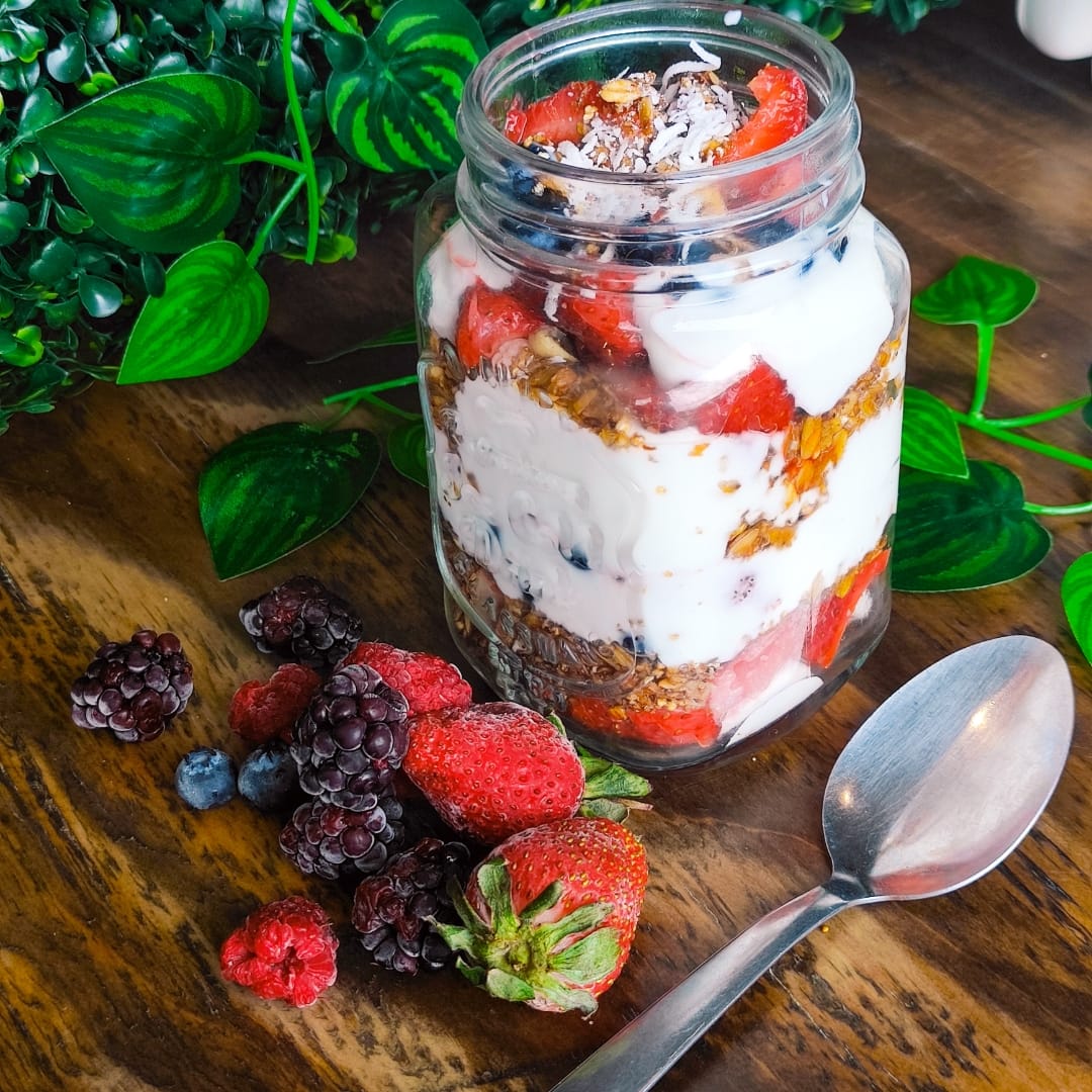 Yogurt Parfait: A Probiotic Powerhouse (image credits: wikimedia)