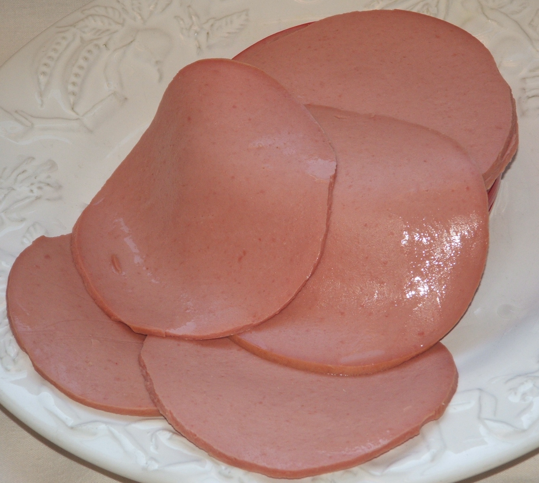 Bologna: The Processed Paradox That Still Disappoints (image credits: wikimedia)