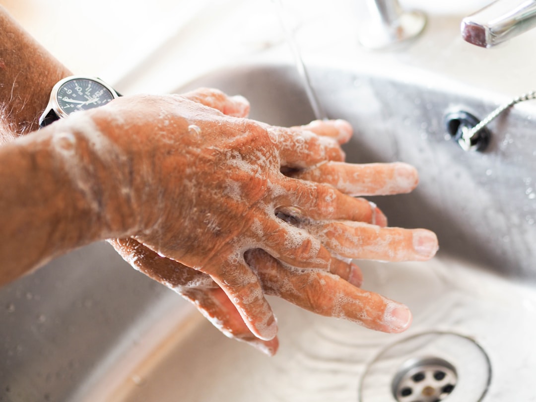 Ignoring Hand-Washing Between Tasks (image credits: unsplash)