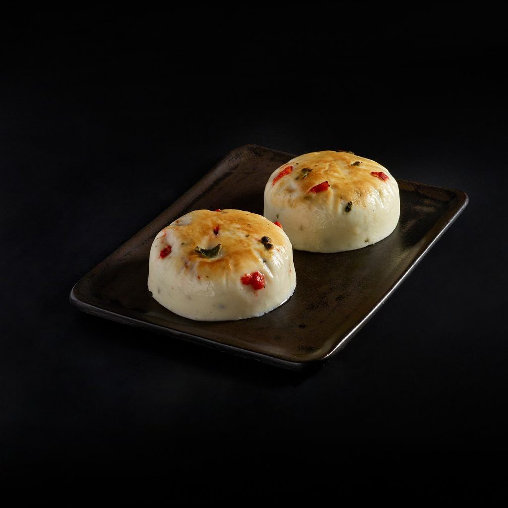 Starbucks Egg White & Red Pepper Sous Vide Bites: The Low-Carb Winner (Image Credits: Flickr)