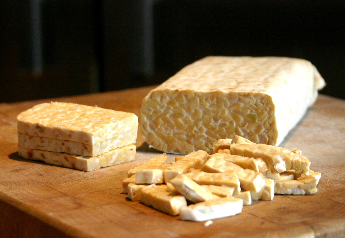 Tofu and Tempeh: Plant-Based Protein and Calcium (image credits: wikimedia)