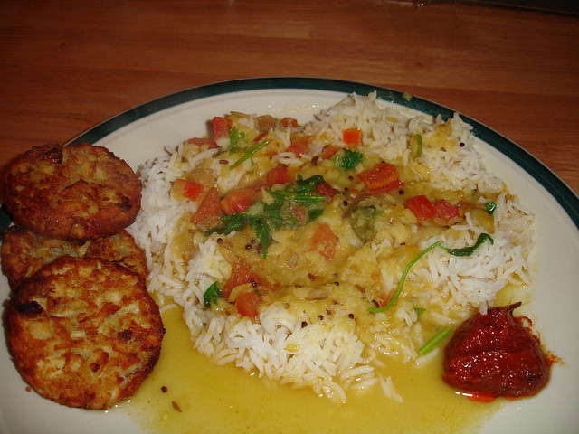 Lentil Dal + Rice (Protein-Packed Staple) (image credits: wikimedia)