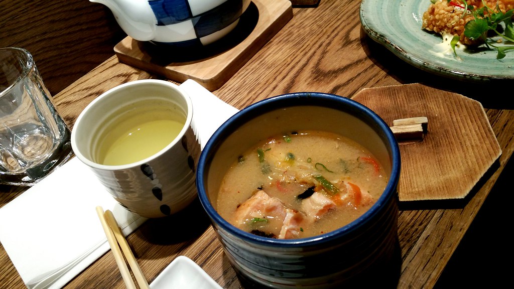 Immune-Boosting Miso Soup (image credits: flickr)