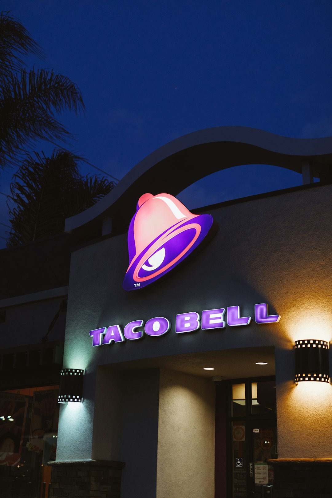 Taco Bell Expands Its Live Más Café (image credits: unsplash)