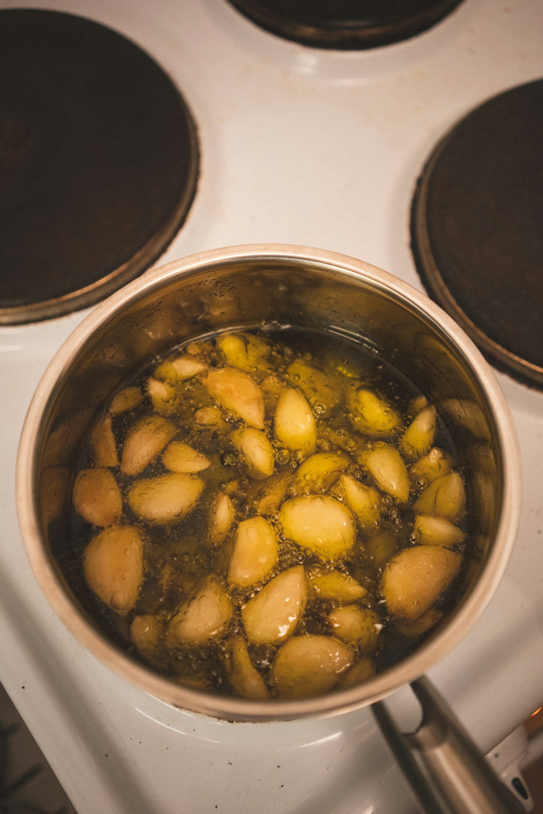 Olive Oil Is Perfect for High-Heat Cooking (image credits: unsplash)