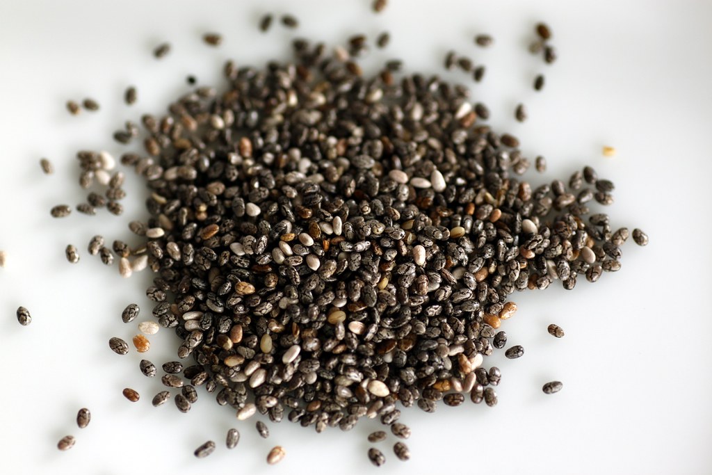 Chia Seeds: The Tiny Powerhouses That Pack a Nutritional Punch (image credits: flickr)