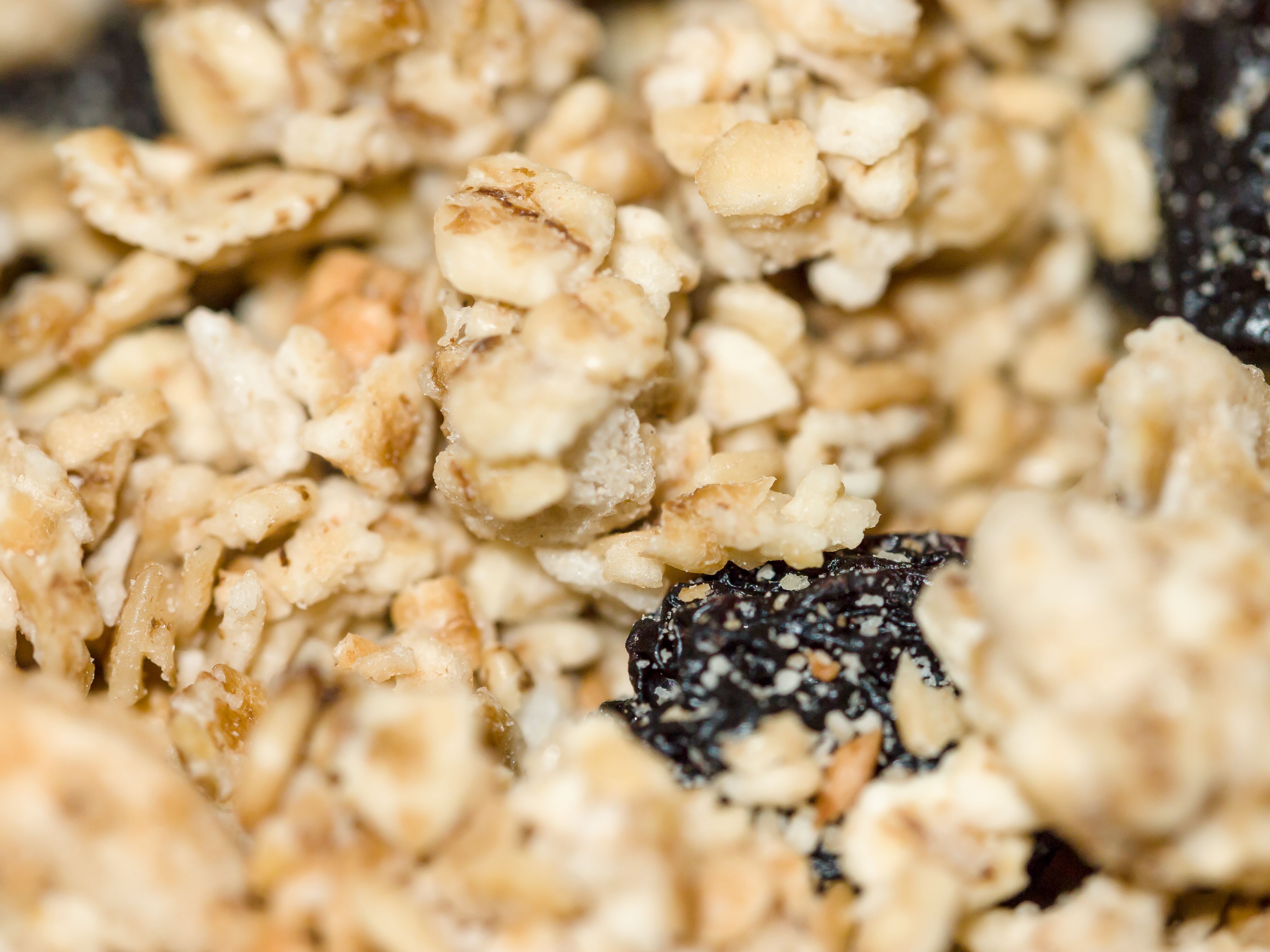 Fortified Breakfast Cereals - Morning Iron Boost (image credits: Bowl of cereal, CC BY-SA 2.0, https://commons.wikimedia.org/w/index.php?curid=34999373)