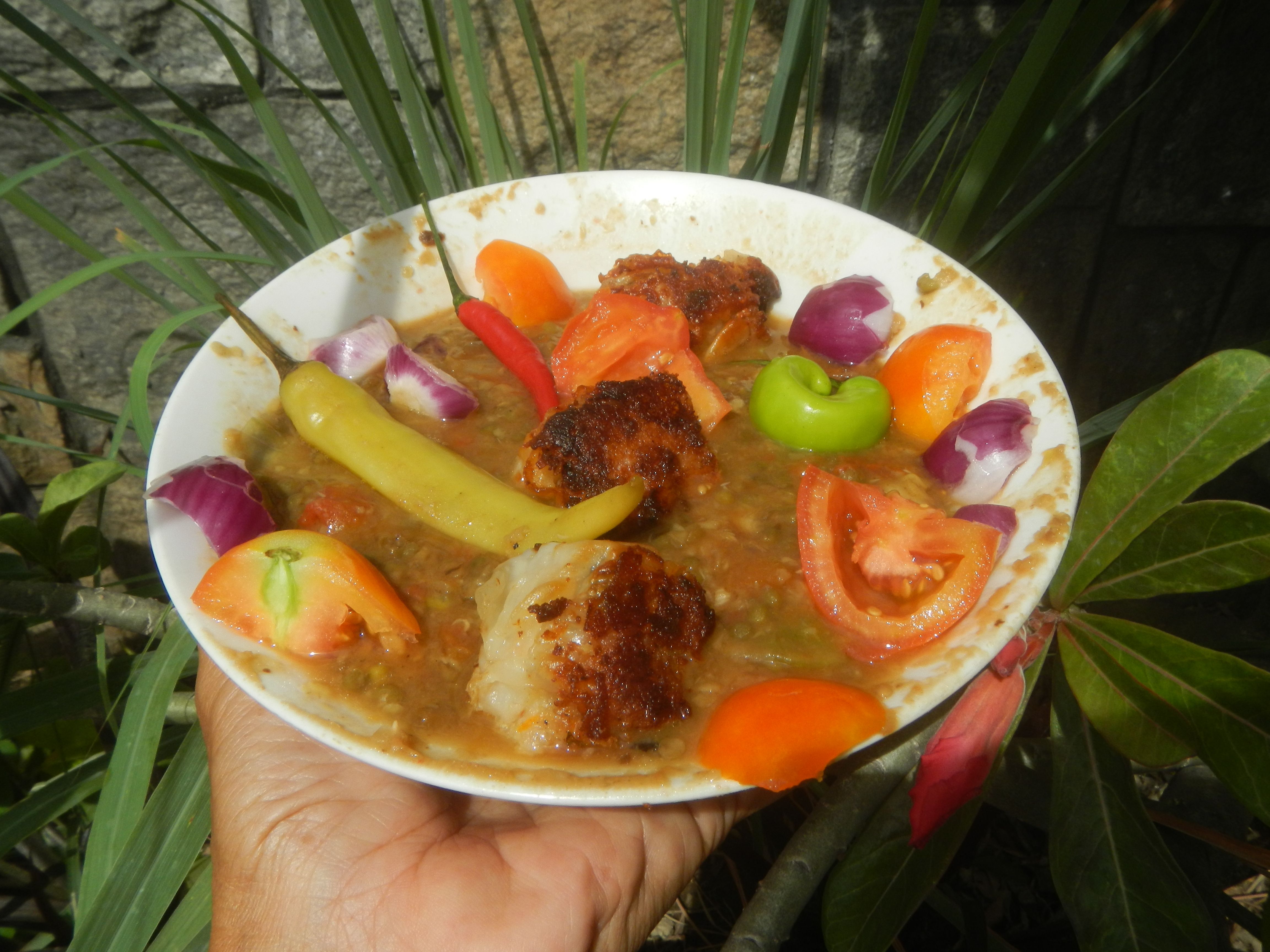 Tomatoes: The Tangy Foundation (image credits: wikimedia)