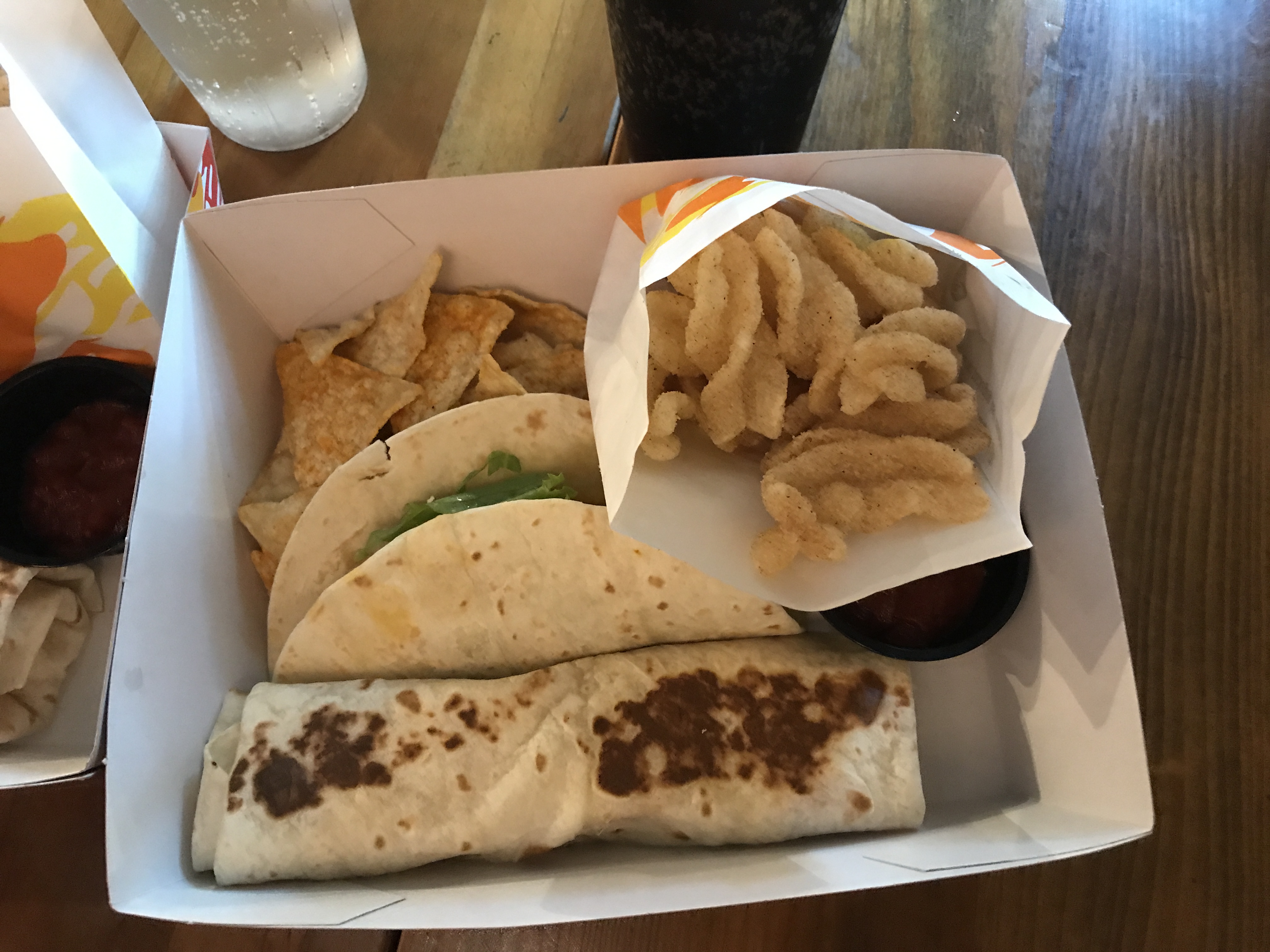 Taco Bell's Cinnamon Twists Are Not Deep-Fried Pasta (Image Credits: By Nayanakeagalakada, CC BY-SA 4.0, https://commons.wikimedia.org/w/index.php?curid=89293157)