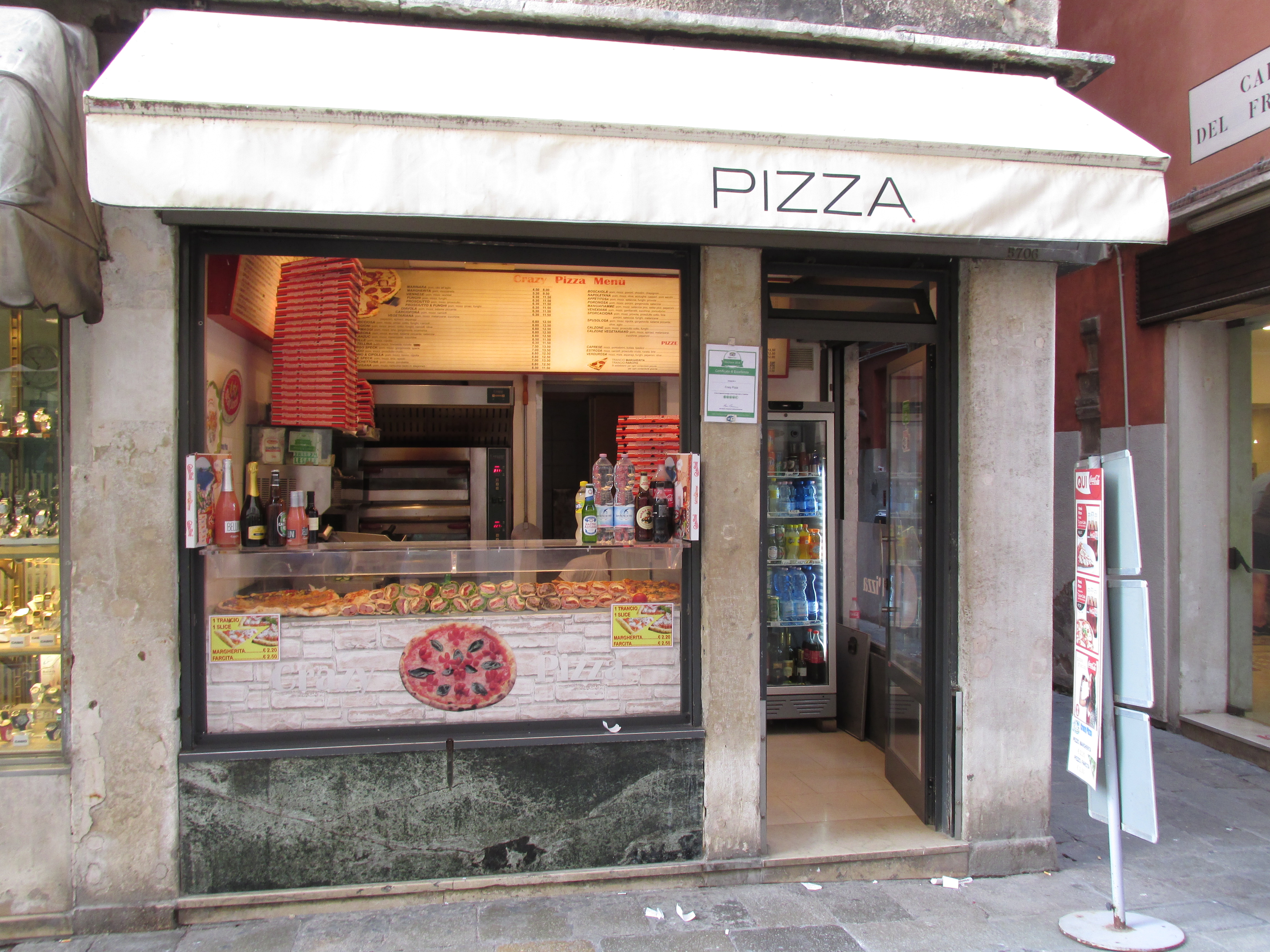 Pizza's American Makeover – Coal Ovens and Corner Slices (image credits: wikimedia)
