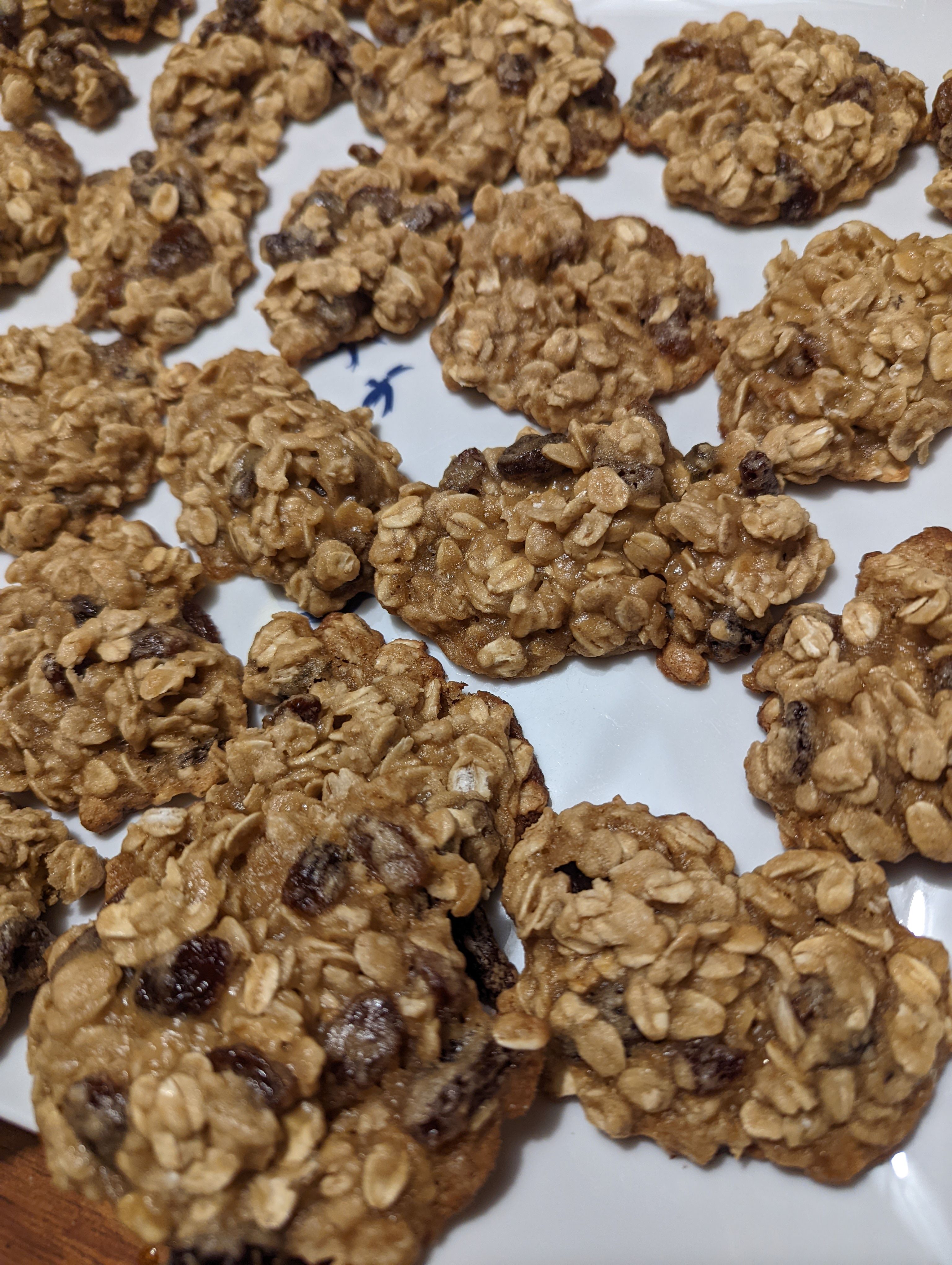 Oatmeal Scotchies: A Butterscotch Delight (image credits: wikimedia)