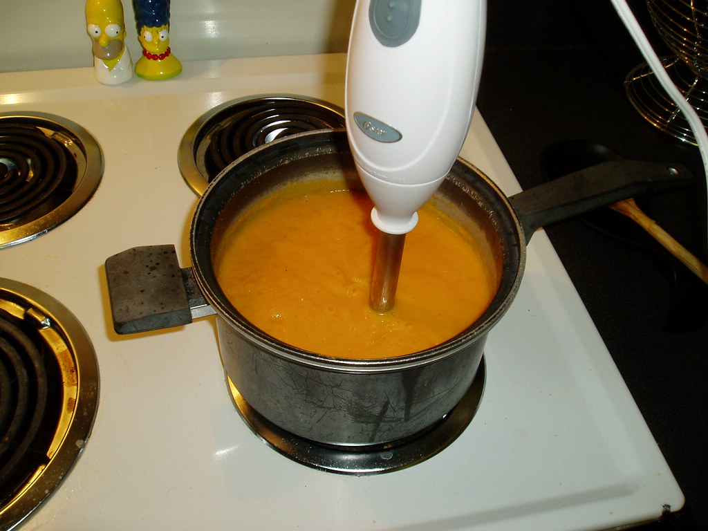 Immersion Blender - The Tool That Lives in Your Pot (image credits: flickr)