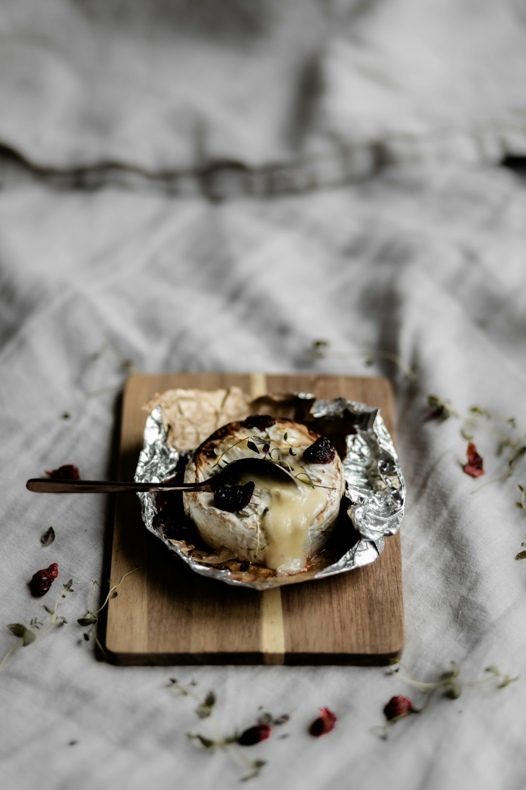 4. 3-Ingredient Baked Brie (image credits: unsplash)