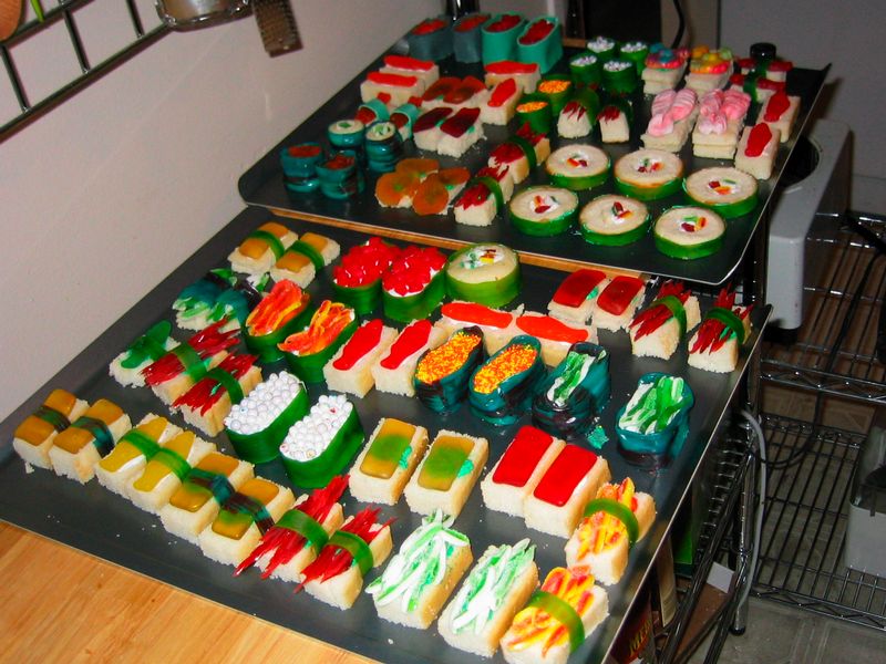 Dessert Sushi? Why Not (image credits: wikimedia)