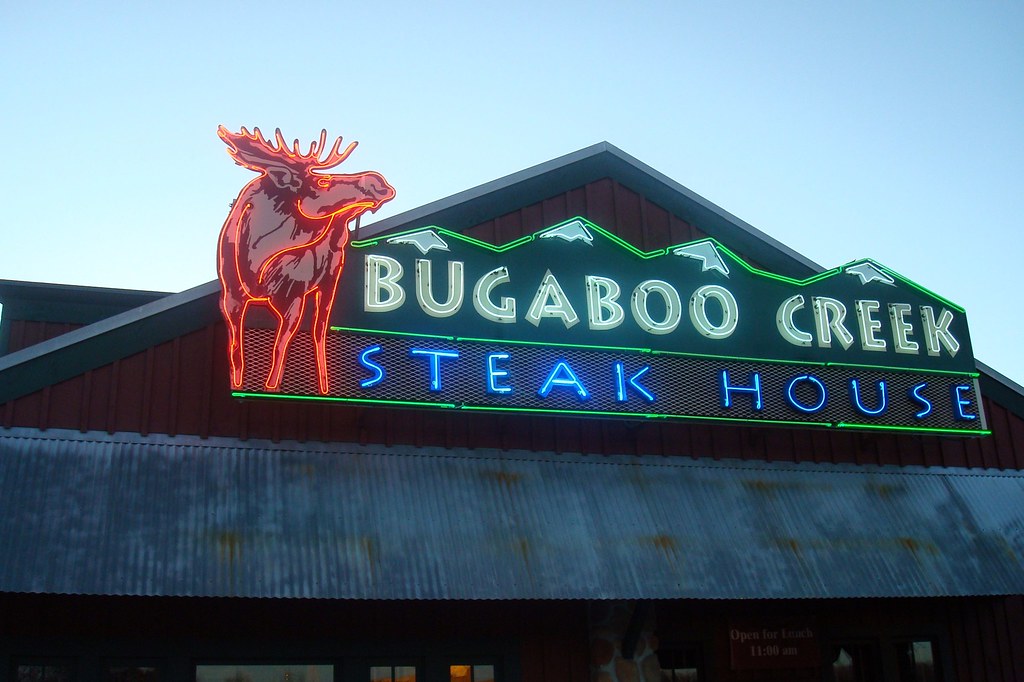 Bugaboo Creek Steakhouse - The Animatronic Adventure (image credits: flickr)