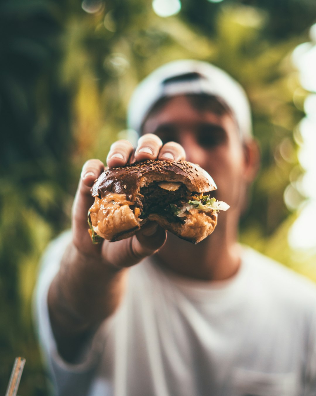 The Strategic Bite Pattern You've Never Considered (image credits: unsplash)