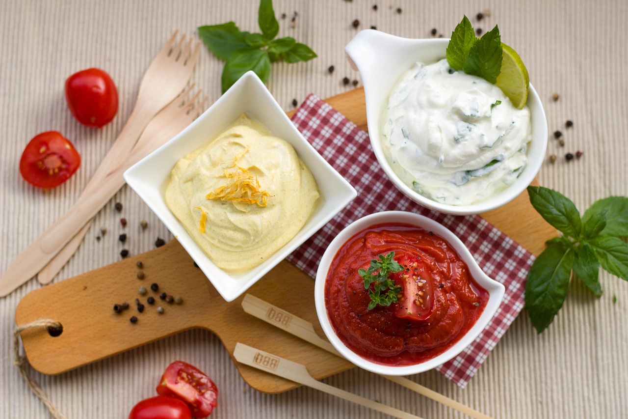 Sauces and Dips: A Flavor Explosion (image credits: pixabay)