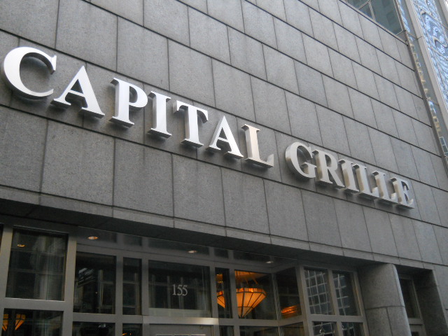 The Capital Grille: Dry-Aged Perfection (image credits: By Youngking11, CC BY-SA 3.0, https://commons.wikimedia.org/w/index.php?curid=20063432)