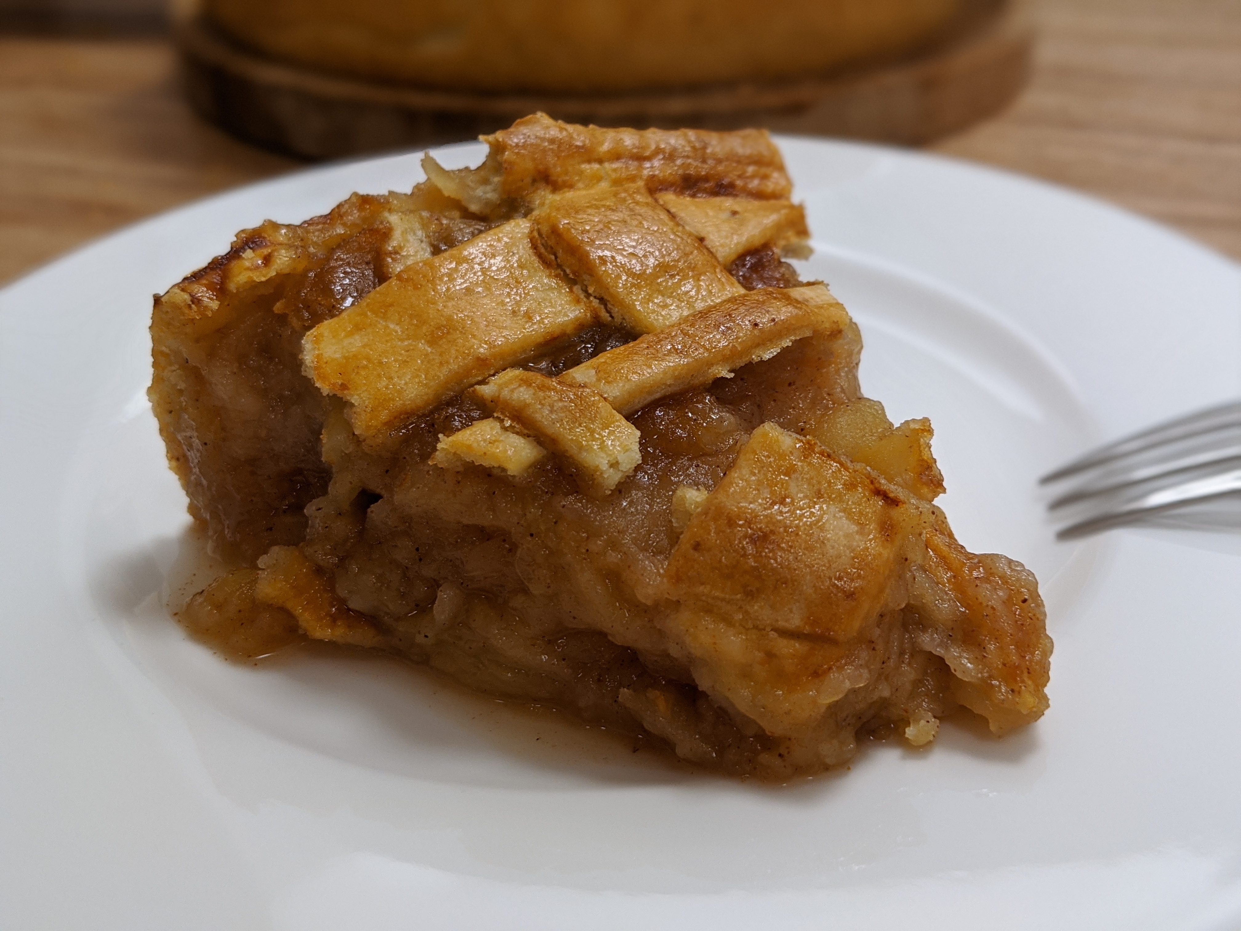 Apple Pie with Hand-Rolled Crust (Image Credits: Wikimedia)
