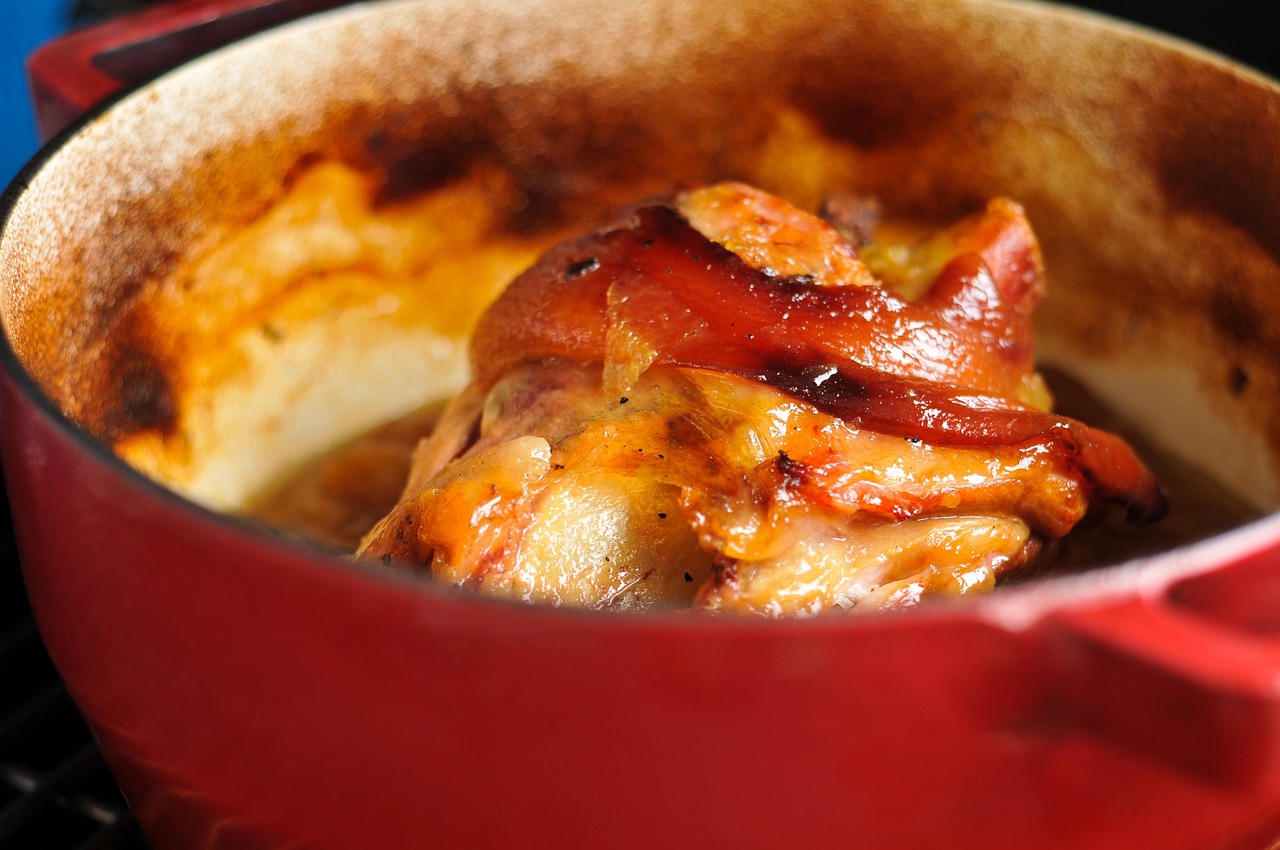 Cook with Cast Iron (image credits: pixabay)