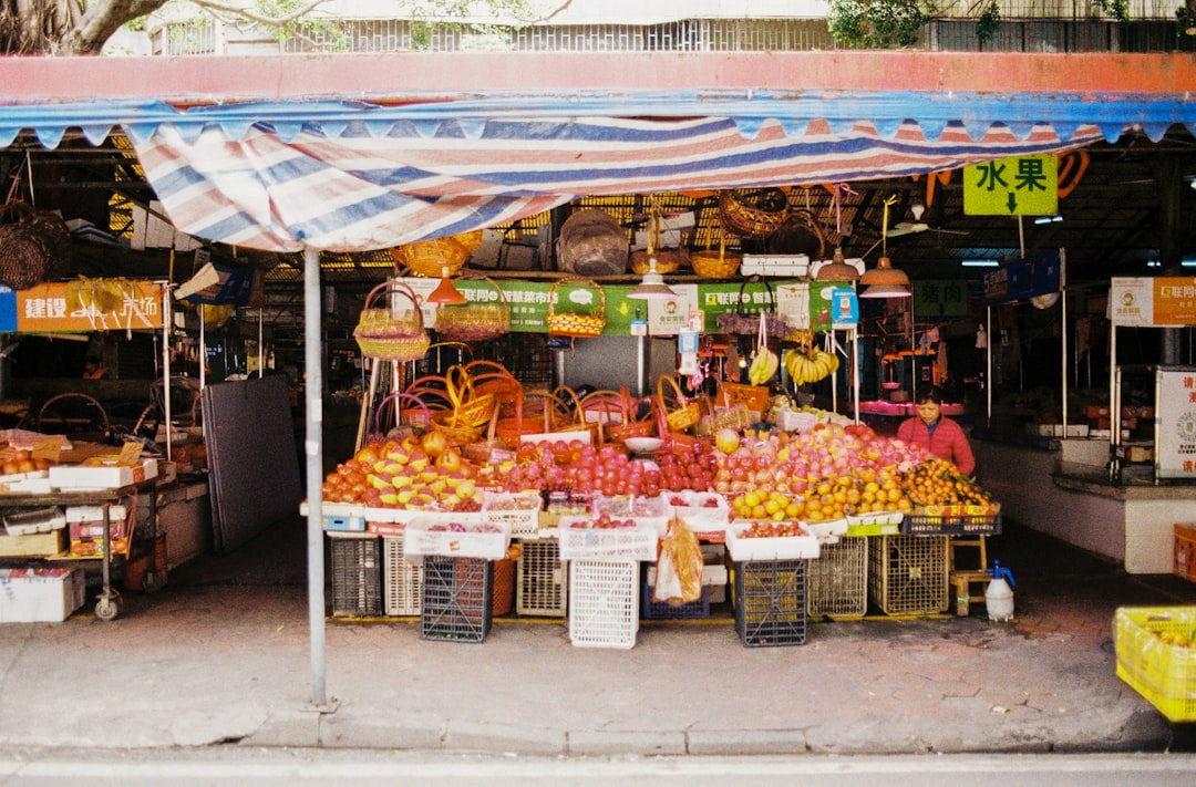 China Emerges as the Global Fruit Consumption Powerhouse (Image Credits: Unsplash)