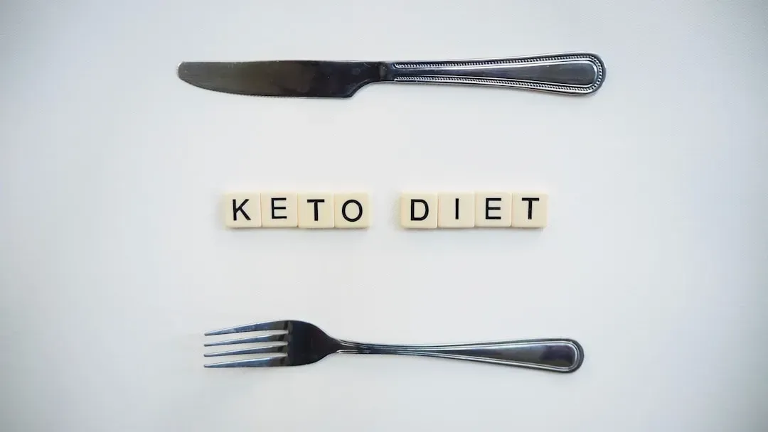 The Ketogenic Diet: When Fat Becomes Your Enemy's Enemy (Image Credits: Unsplash)
