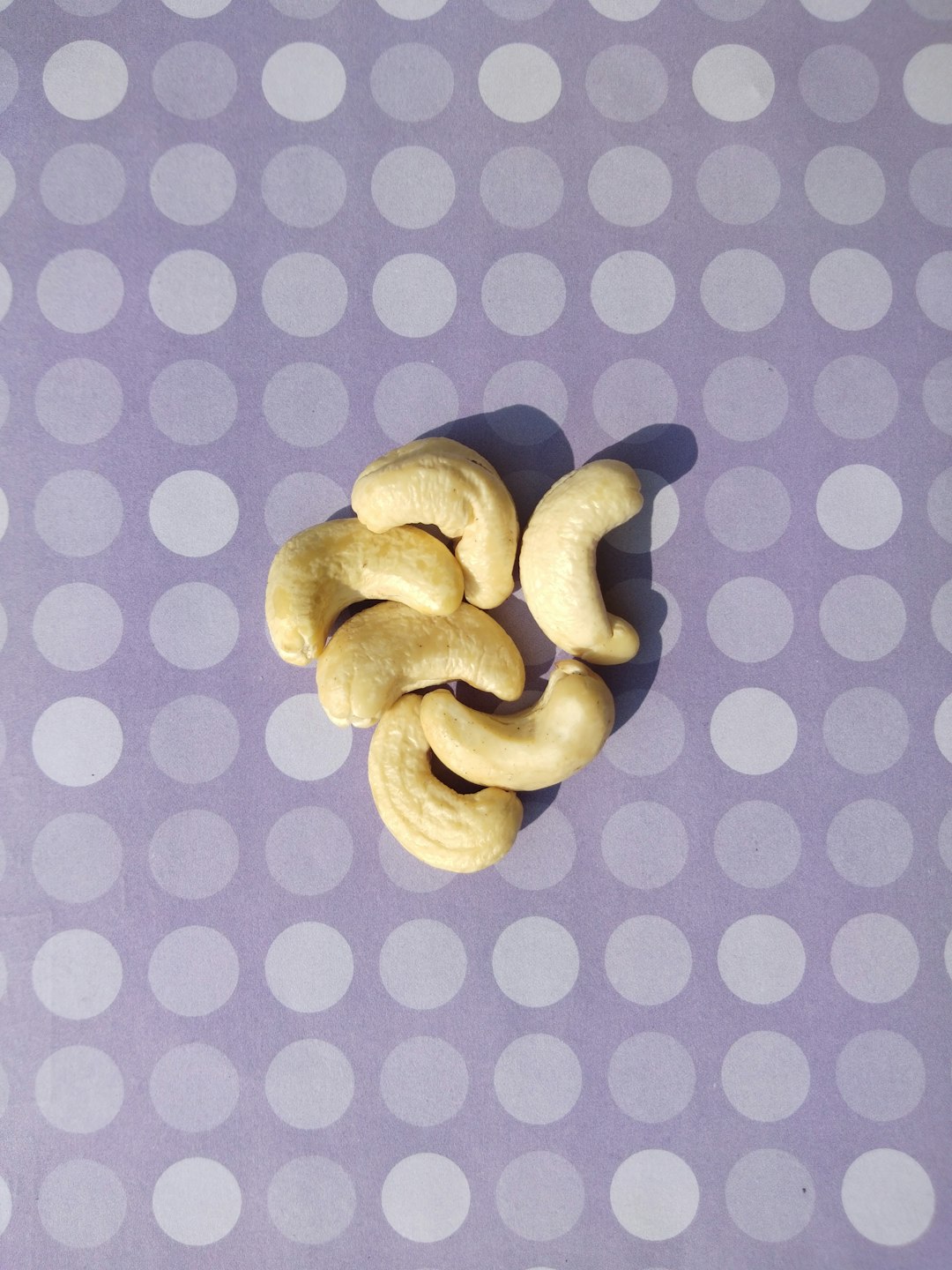 9. Cashews - The Creamy Crowd-Pleaser (image credits: unsplash)