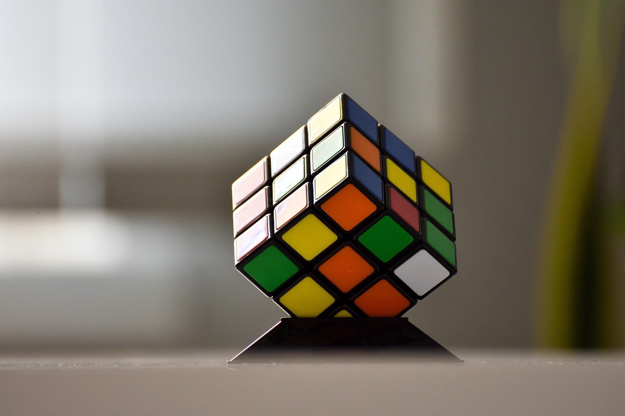 Original Rubik's Cube: The Puzzle Phenomenon (image credits: pixabay)