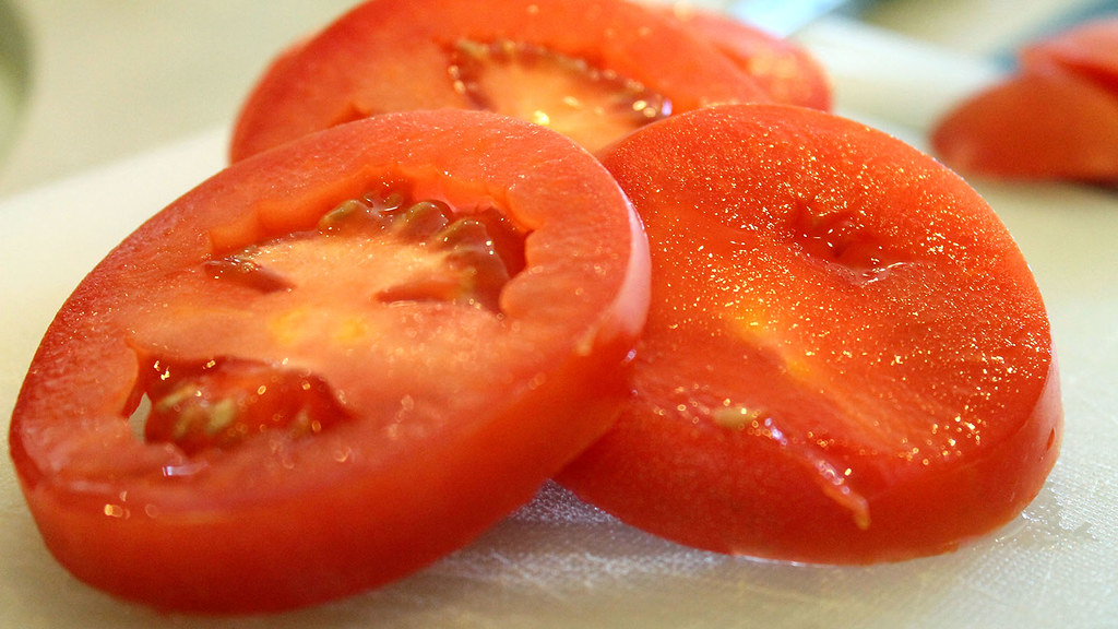 The Red Fountain of Youth - Tomatoes (image credits: flickr)
