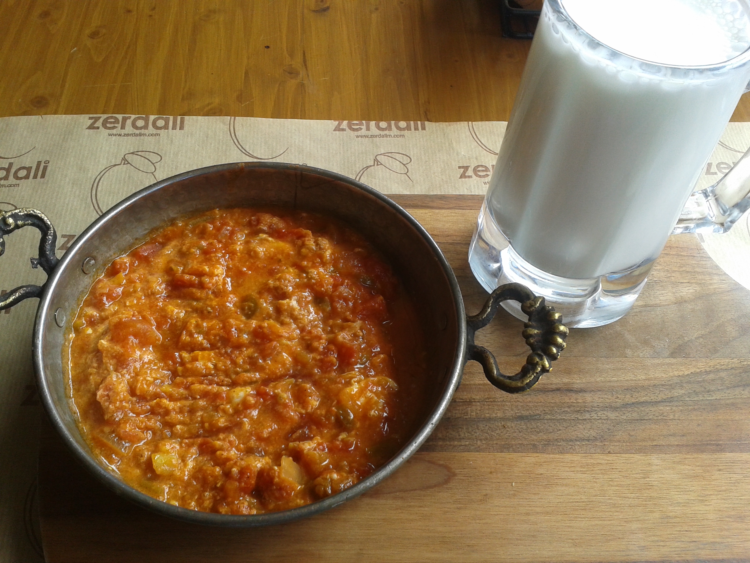 Menemen in Restaurants: The Latest Trend (image credits: wikimedia)