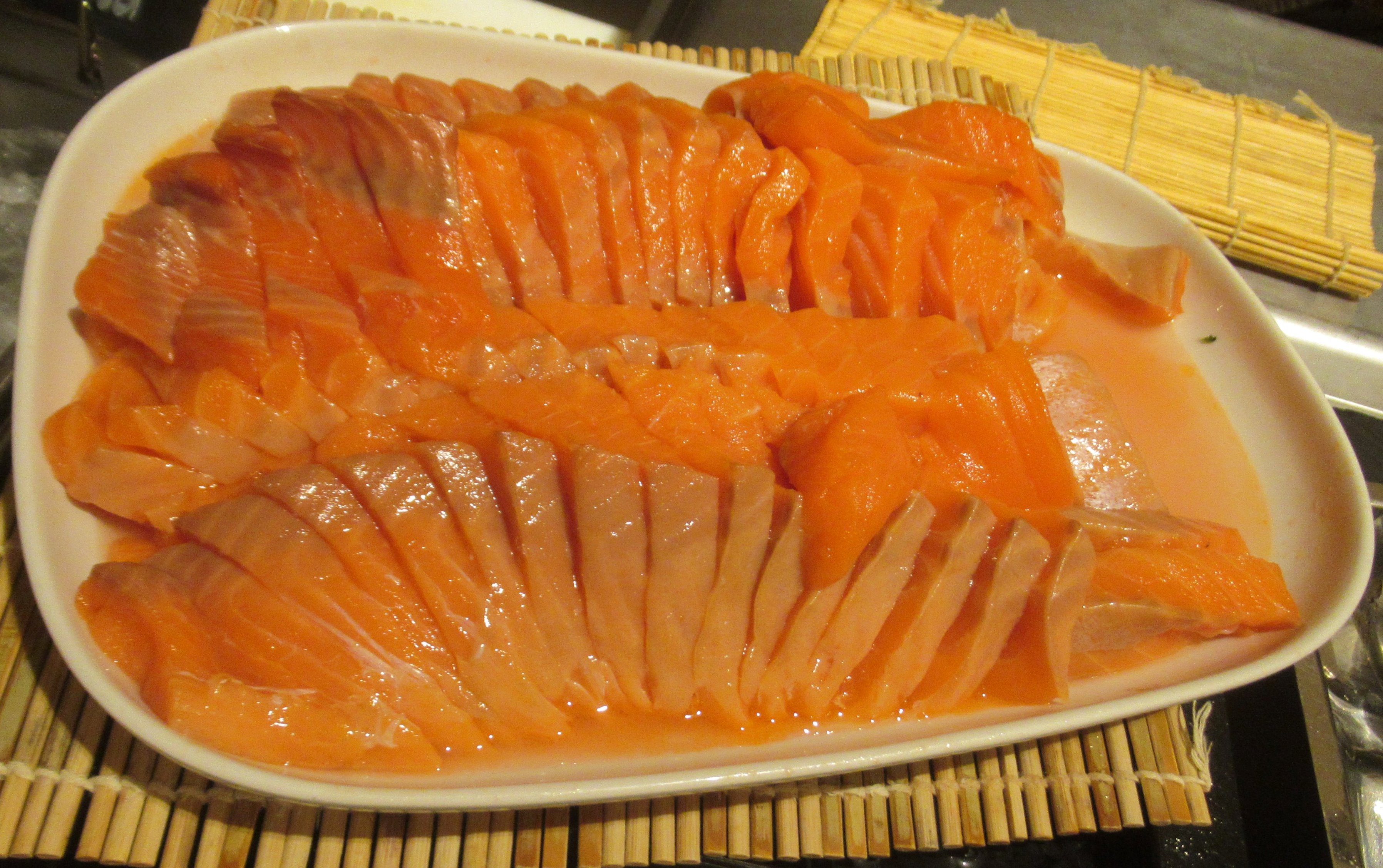 Sashimi: Pure and Simple (image credits: wikimedia)