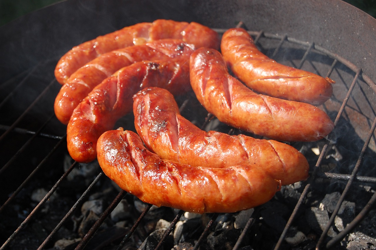 Processed Meats: The Hidden Culprit (image credits: pixabay)