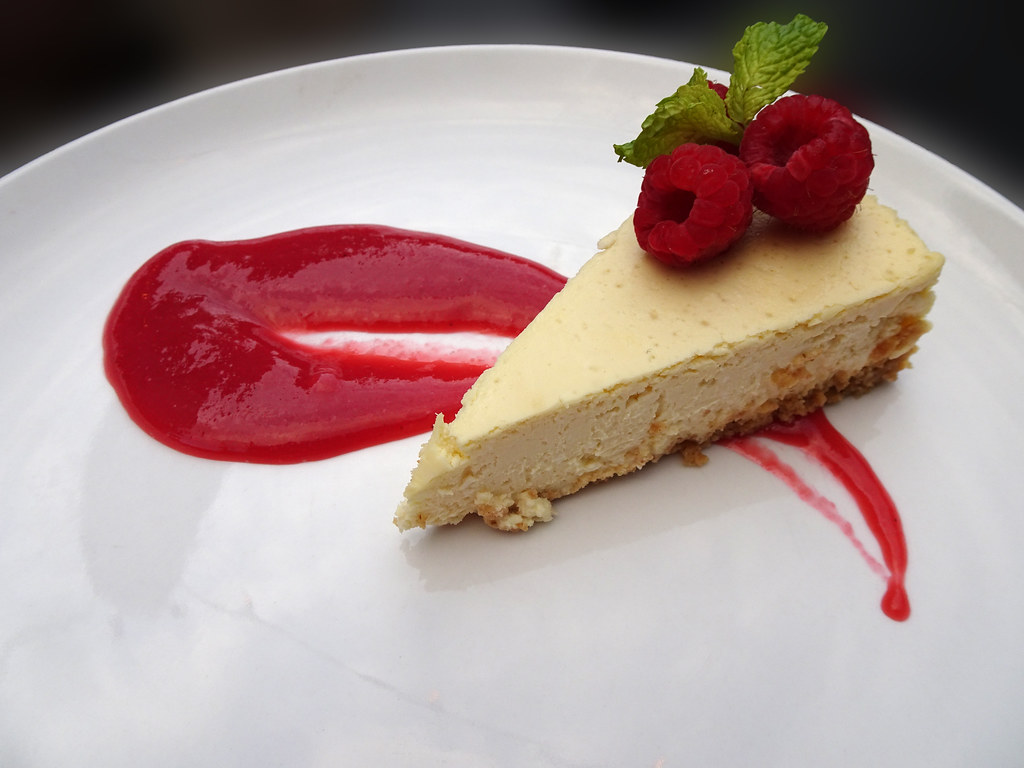 Market Explosion of Miniature Indulgences (image credits: flickr)