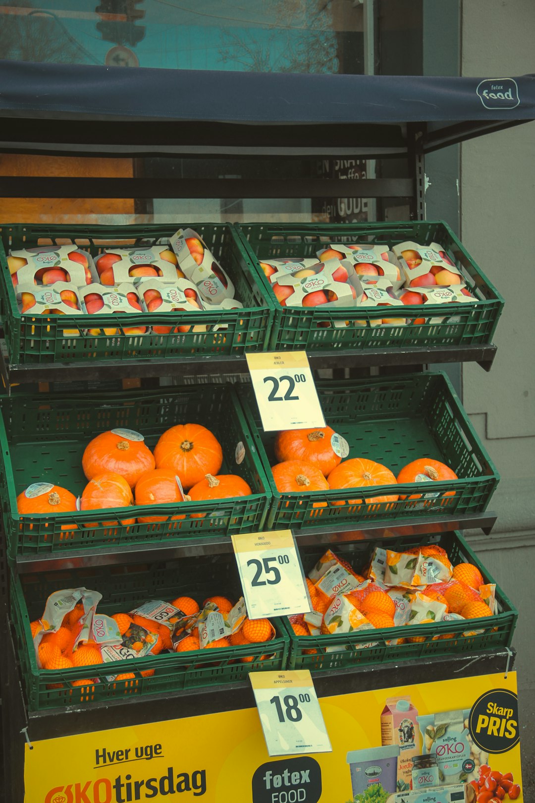 The Hidden Reality Behind Smaller Produce Aisles (image credits: unsplash)