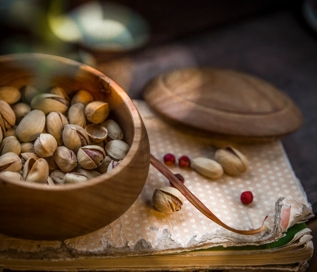 Nuts and Seeds: Tiny Nuggets of Nutrition (image credits: rawpixel)