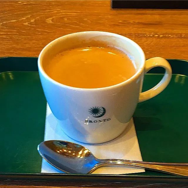 Your Water Is Sabotaging Every Cup (Image Credits: Flickr)