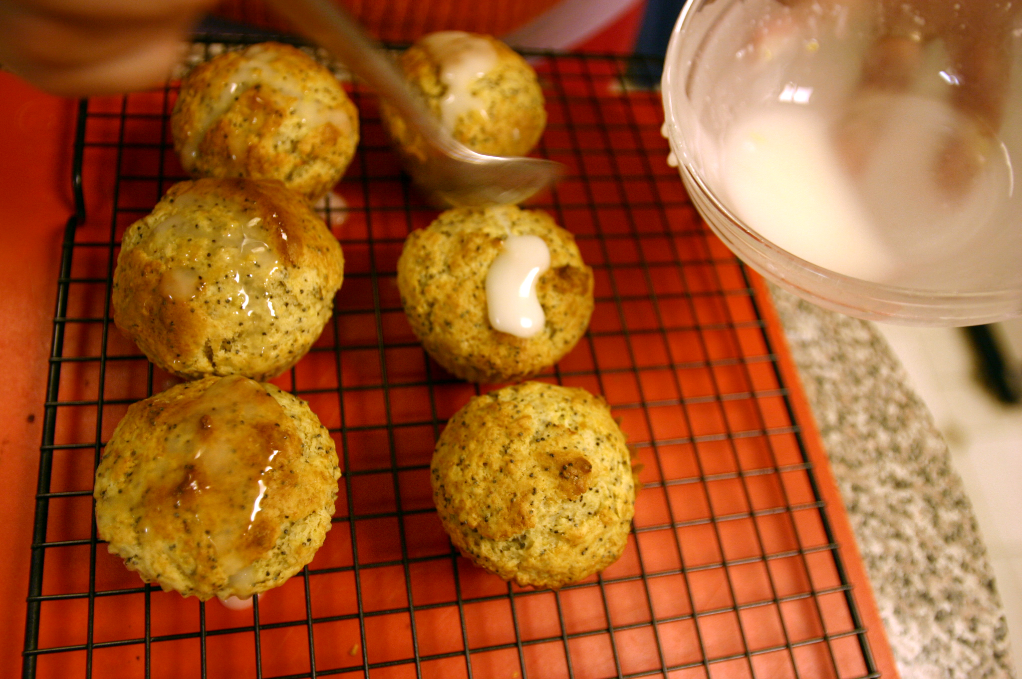 Lemon Poppy Seed Muffins (image credits: wikimedia)