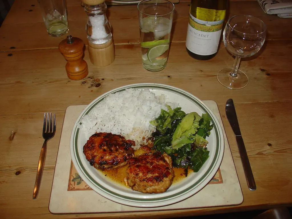 Reheating Leftovers Improperly (Image Credits: Flickr)