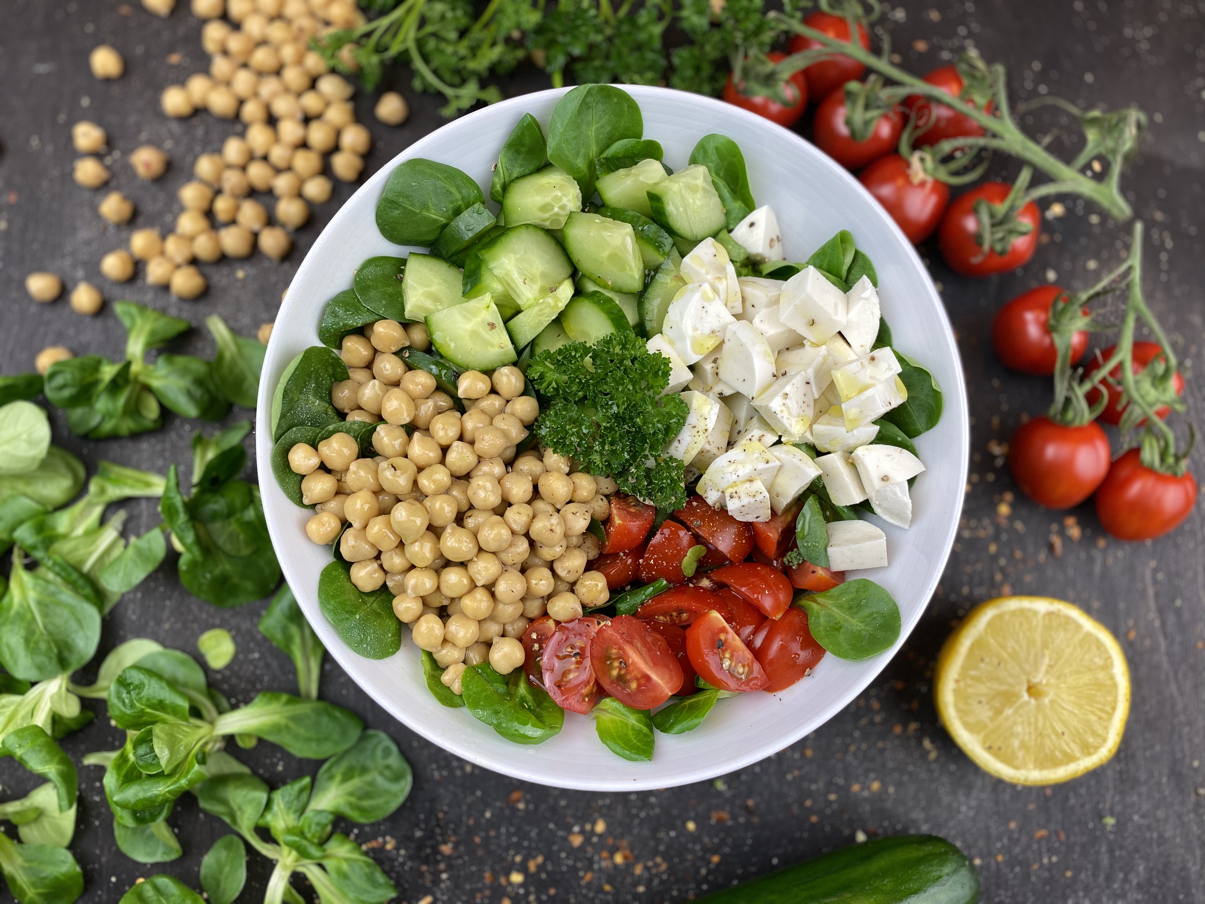 Chickpea Salad (image credits: wikimedia)